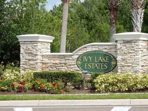 16749 Fairbolt Way - Photo 2 of 14