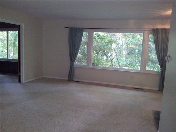 1745 Glenwood Rd - Photo 2 of 9