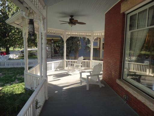 637 Tennessee St - Photo 3 of 25