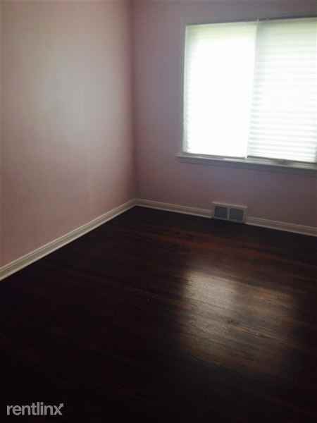 11400 Winston - Photo 3 of 12