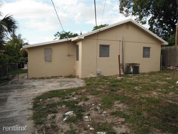 1725 Lavue Ave - Photo 2 of 20