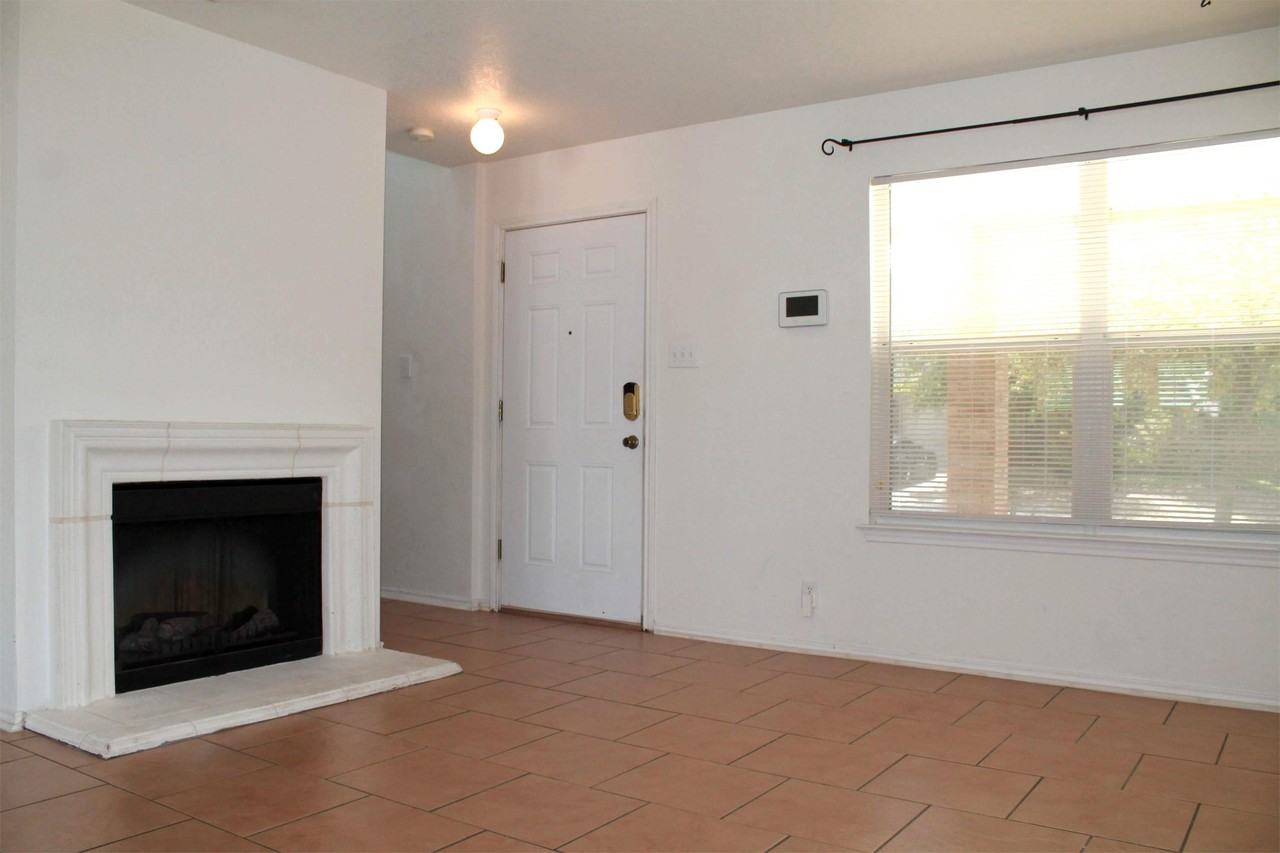 959 Marble Point San Antonio Tx. 78251 #1 - Photo 6 of 11