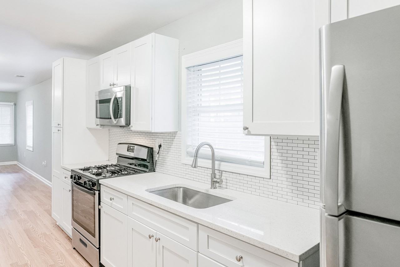 Westmoor Dr Nw - Photo 2 of 4