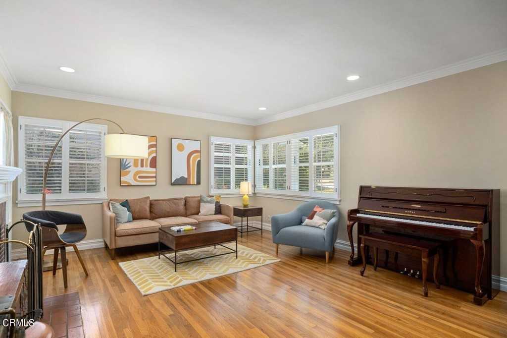 2210 East Dudley Street - Photo 3 of 14