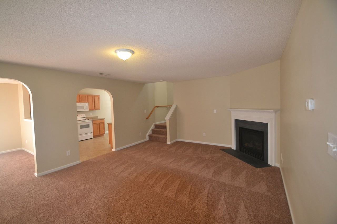 114 Brookhaven Dr - Photo 3 of 16