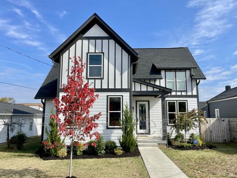 1516 17th Ave N - Photo 2 of 25