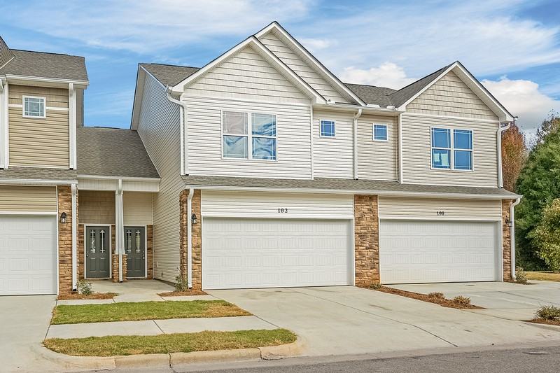 102 Woodsbrook Pl Sw - Photo 2 of 28