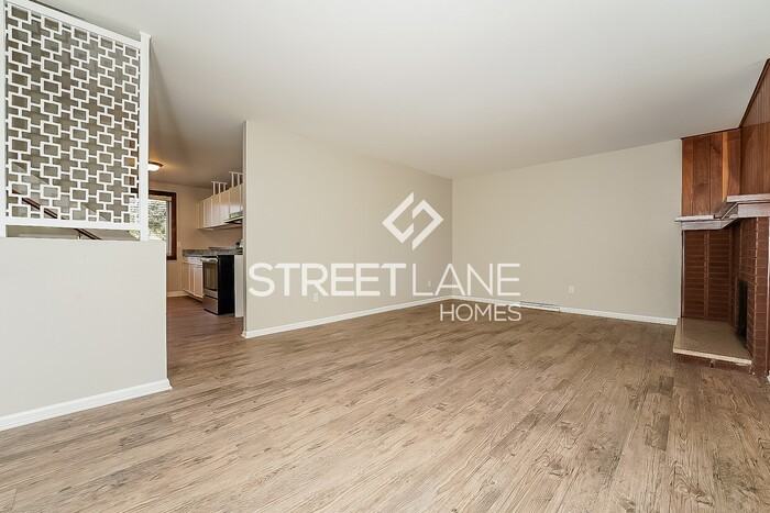 3025 S Ingalls Way - Photo 3 of 15