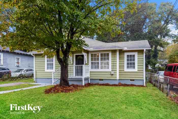 1583 Pineview Ter Sw - Photo 2 of 15