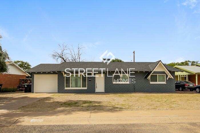 4908 N 85th St - Photo 2 of 17