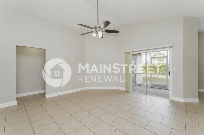 1414 Wakefield Dr - Photo 3 of 15