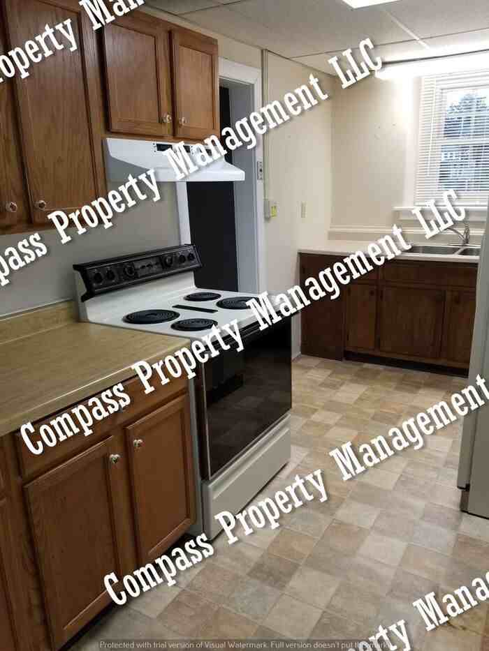 452 W Kings Hwy #1 - Photo 2 of 14