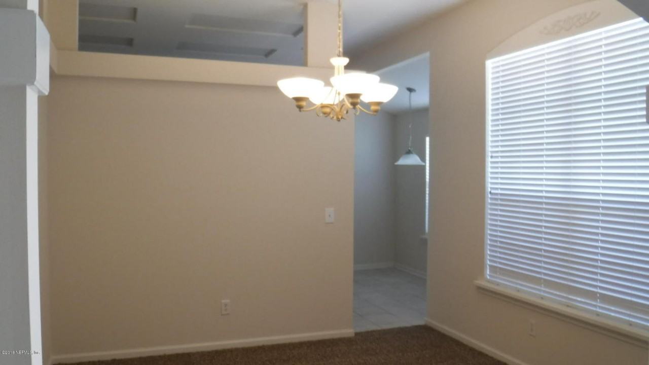 1733 Redwood Ln #1 - Photo 3 of 19