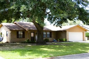 featured image of 1344 Inglewood Dr #1
