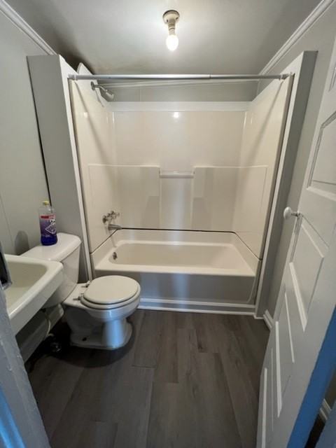 401 Walnut St #1 - Photo 6 of 9