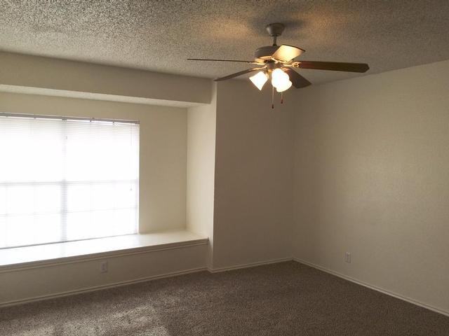 509 Delmar Street - Photo 6 of 10