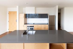 703 Bellevue Ave E - Photo 1 of 1