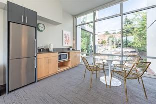 703 Bellevue Ave E - Photo 1 of 1