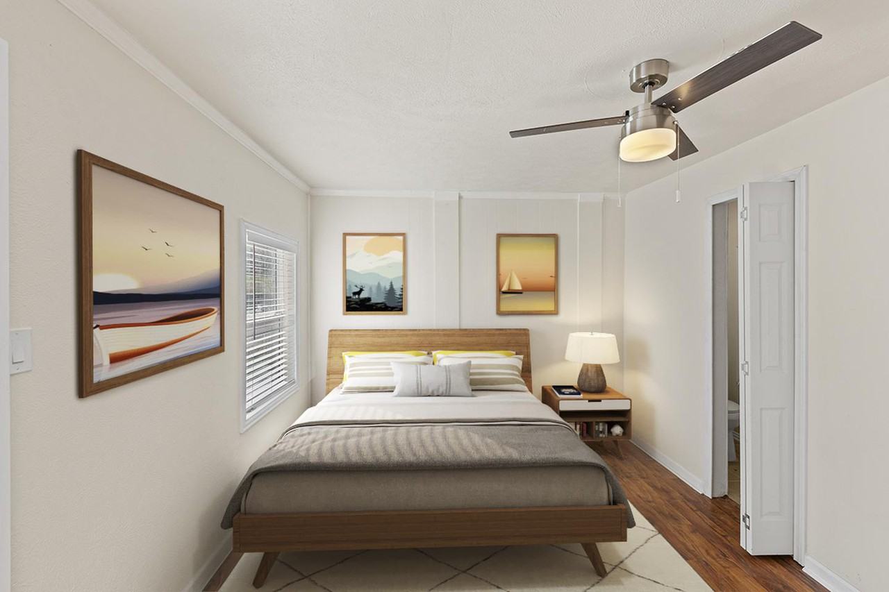 One of a Kind North Oak Cliff home with fenced backyard - Photo 7 of 24