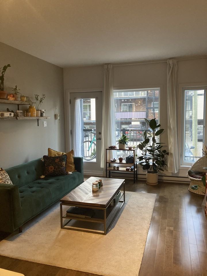 1930 Avenue des Érables - Photo 2 of 28