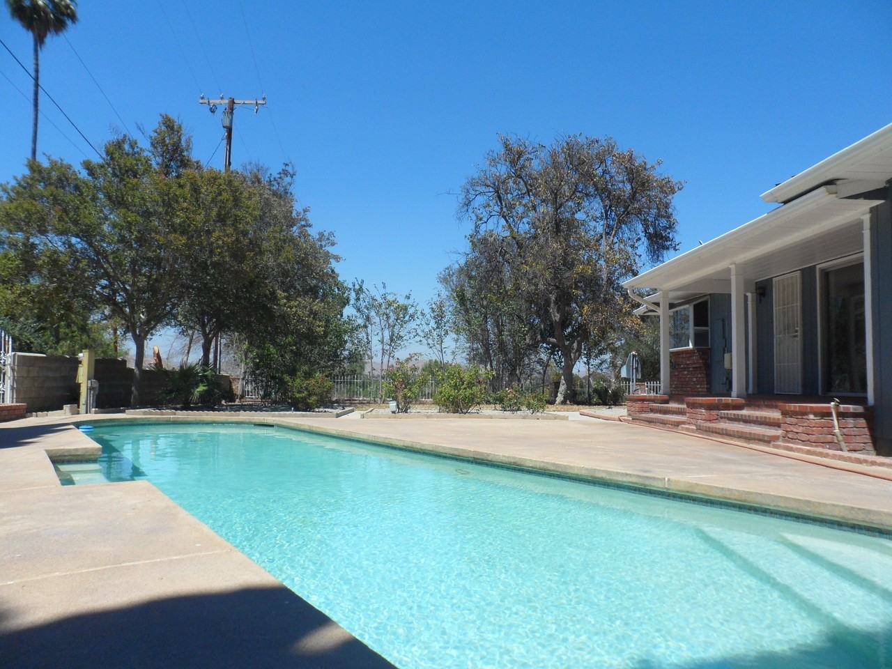 15045 Grand Ave - Photo 3 of 10