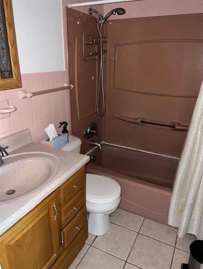 318 Meadowbrook Dr - Photo 2 of 16