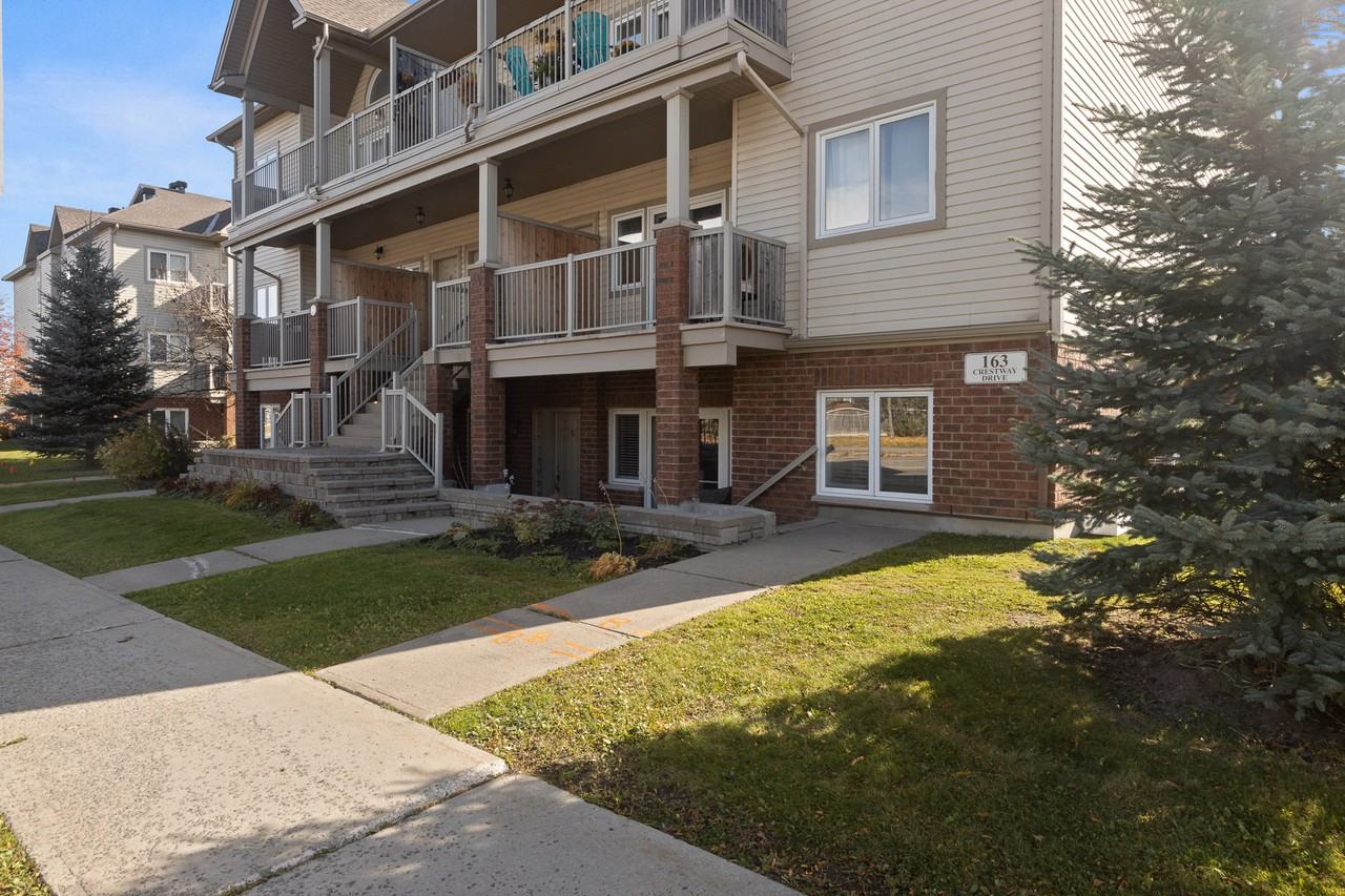 163 Oldfield Street Apartments 163 Oldfield St, Ottawa, ON K2G None