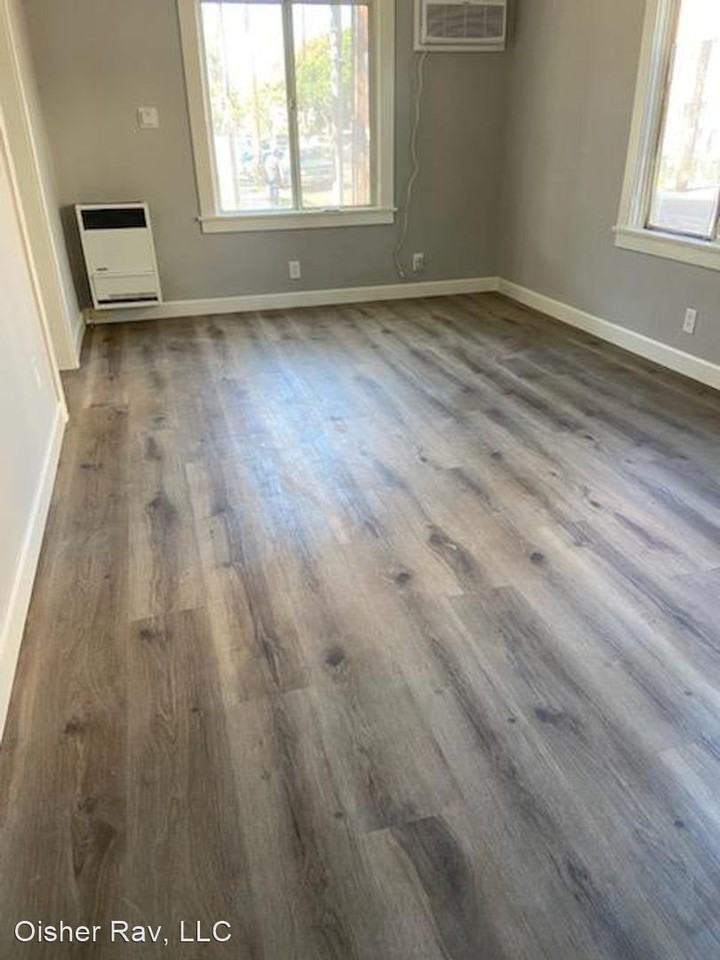 1360 S. Burlington Ave. - Photo 2 of 5