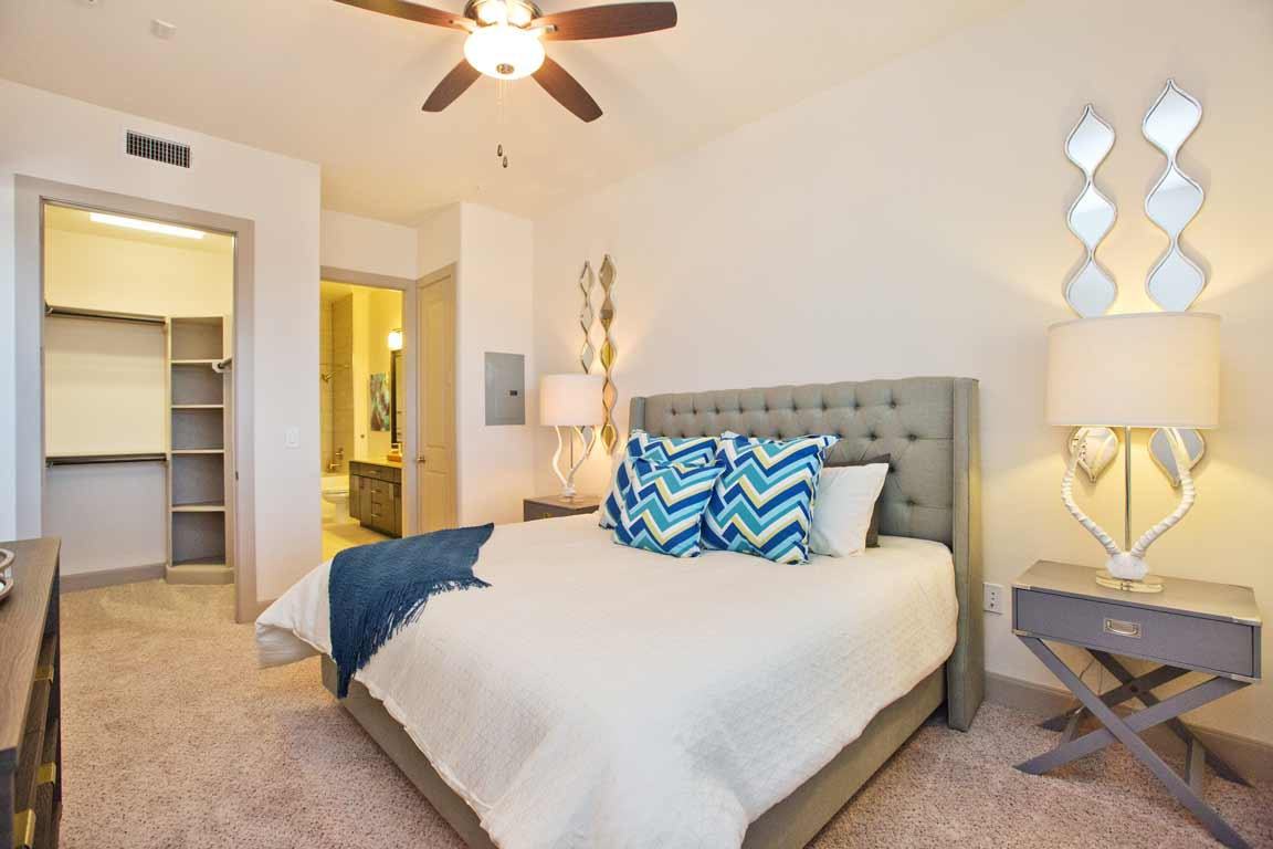 Midtown on the Rail - Photo 4 of 21