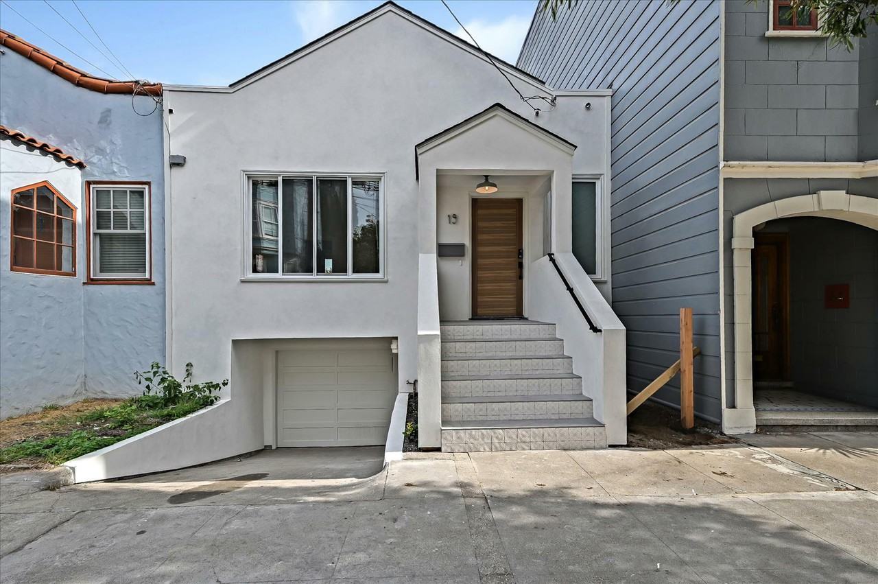 19 Walter St - Photo 2 of 24
