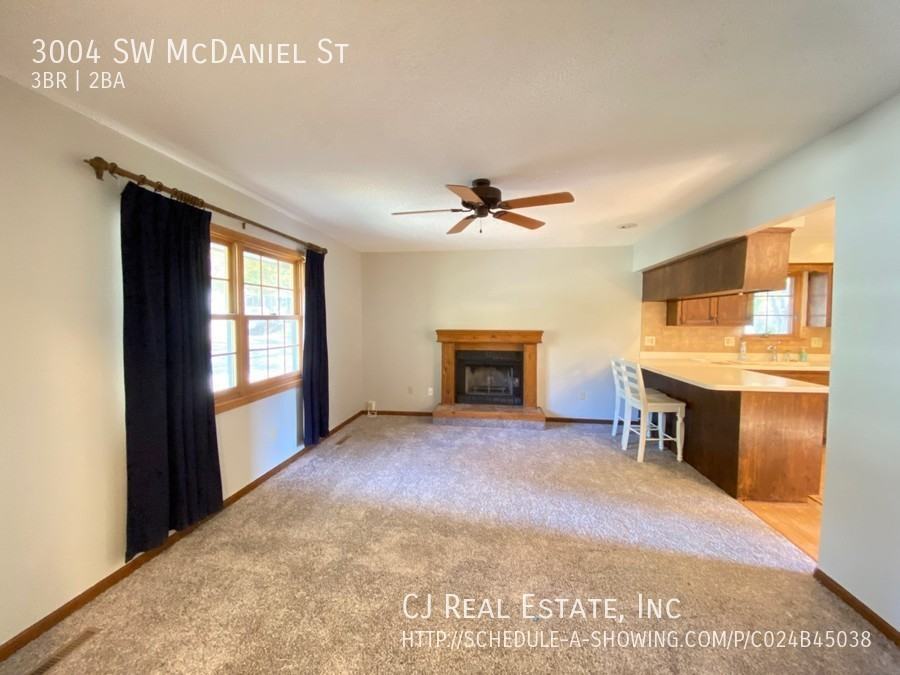 3004 Sw Mcdaniels St - Photo 2 of 11