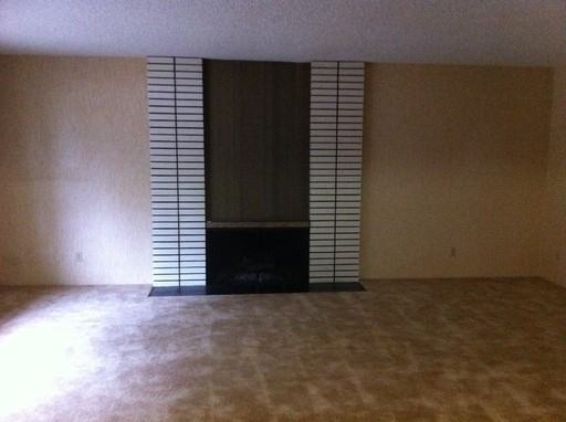 907 Swanson Dr - Photo 3 of 12