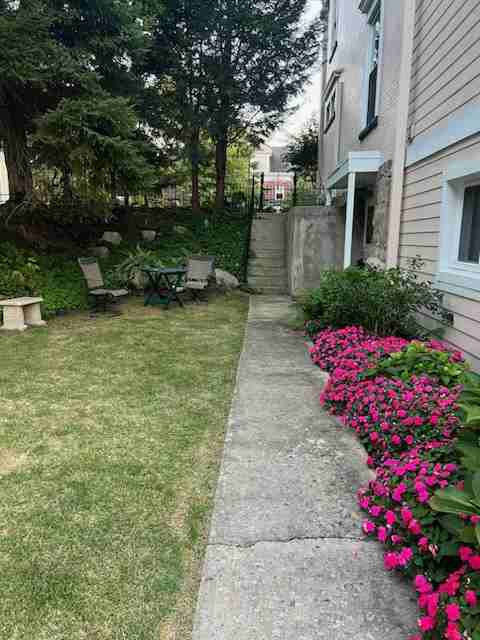 519 Washington St #7 - Photo 2 of 15