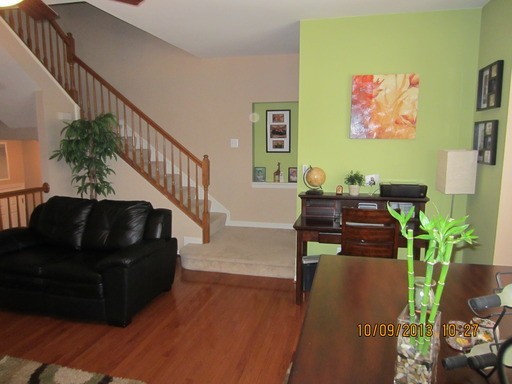 16 Popes Creek Ln - Photo 3 of 18
