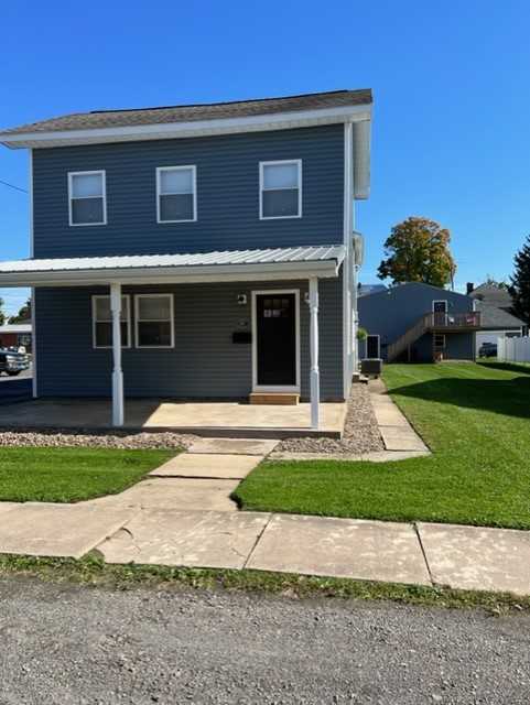 157 S Railroad St - Photo 2 of 21