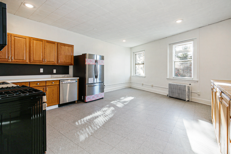 3142 Fairfield Ave #A6 - Photo 3 of 17