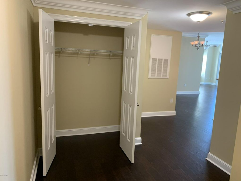 101 Sky Sail Blvd - Photo 3 of 17