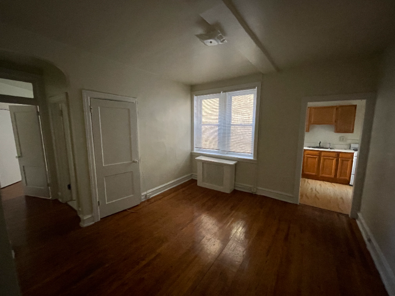 311 S 20th St #33 - Photo 2 of 10