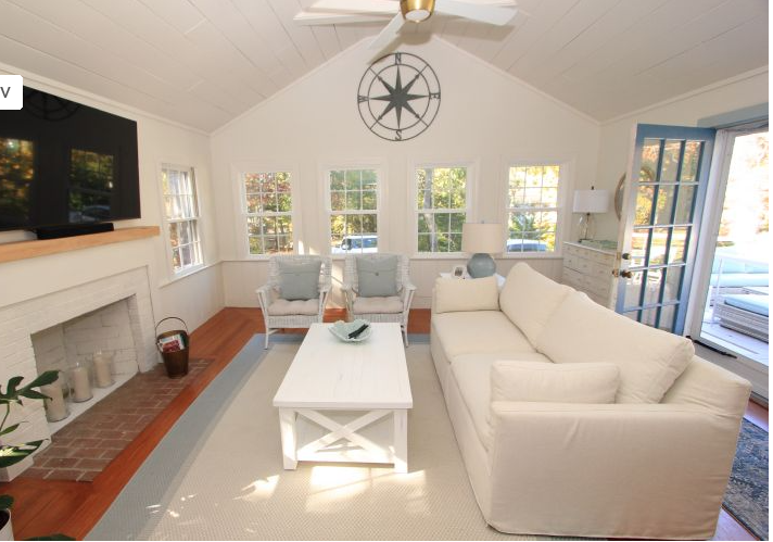 8 Beach Way - Photo 2 of 9