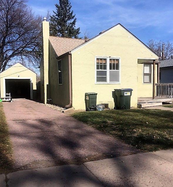 1214 1214 W 9th - Photo 2 of 19