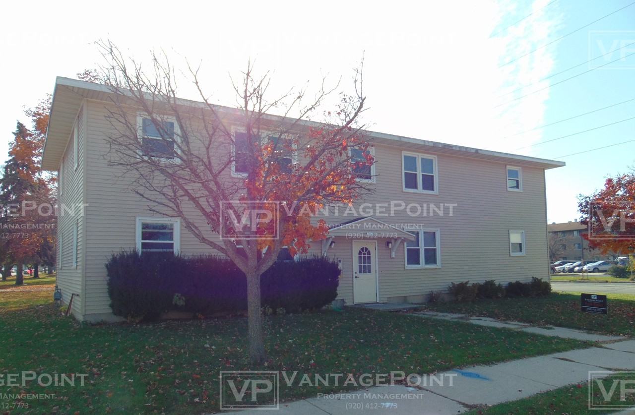 2120 Van Deuren St #E