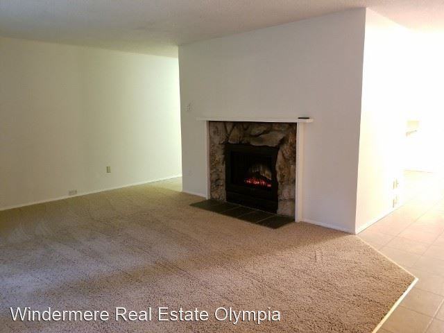 4434 Ridgewood Ct NW - Photo 2 of 11