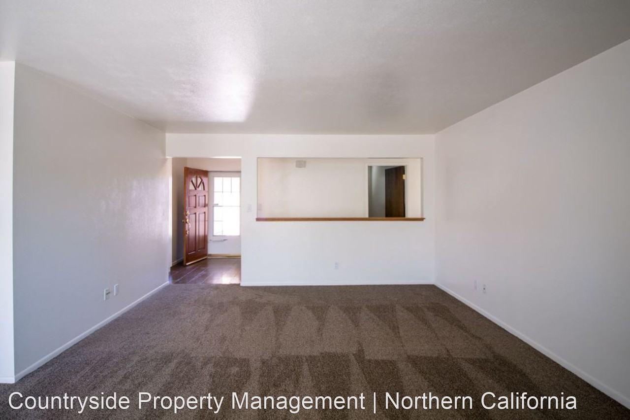 574 Gettysburg St - Photo 3 of 21