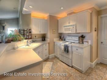 2198 Palisade Blvd - Photo 2 of 7