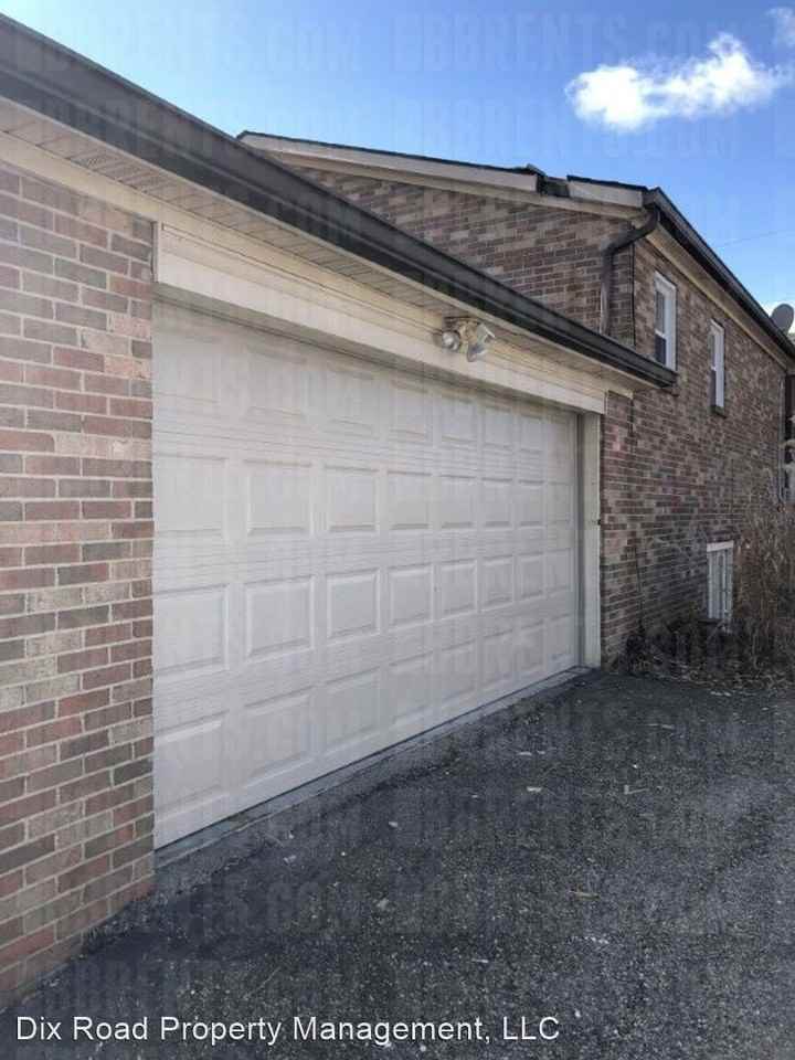 6864 Millikin Rd - Photo 2 of 21