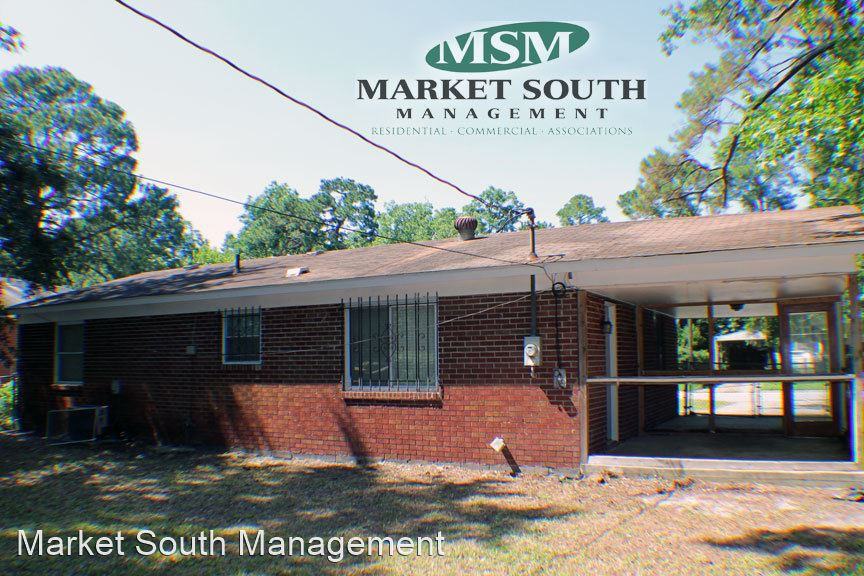 1303 E 58th St - Photo 2 of 8