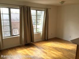 featured image of 302 New Yorker, 302 S. Cedar