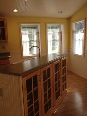 615 Elgin St - Photo 3 of 11