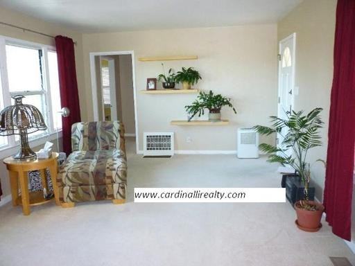 705 Airport Rd - Photo 3 of 11