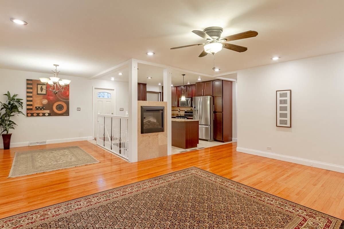 9529 Kolmar Ave - Photo 3 of 24